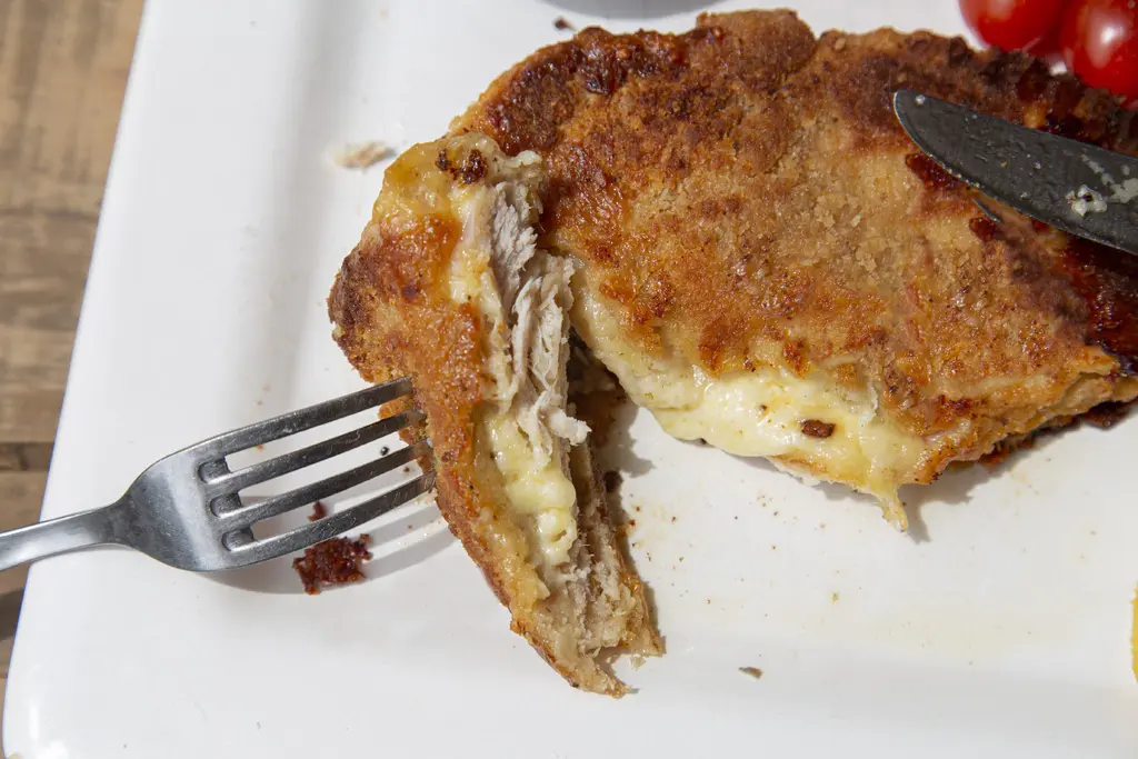 Milanesas de Pollo Rellena Jamón y Queso (Kg)